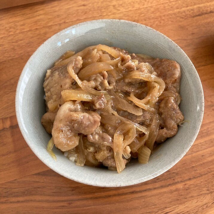 豚の生姜焼き丼